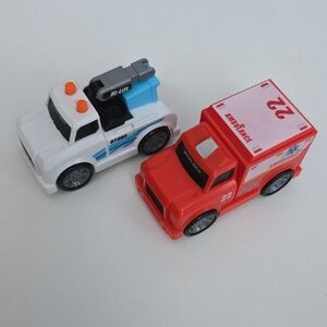 🏁 Toy Vehicle Set - Red Ambulance and White Service Truck